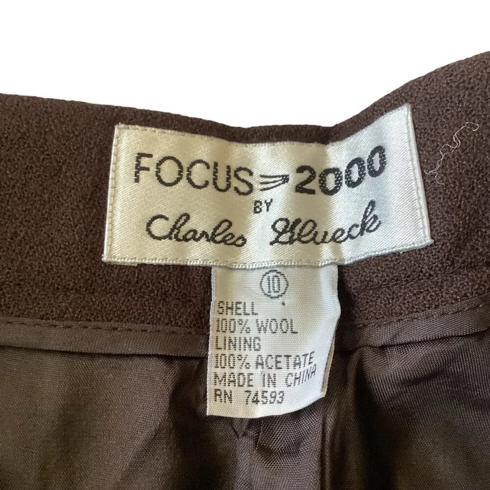 Focus 2000 brown wool